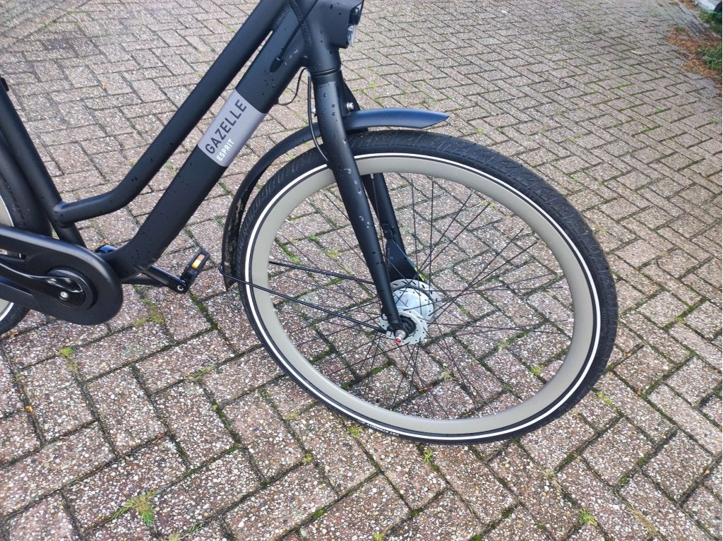 Gazelle Esprit , is een fraaie, 3 speed, Niet ingevuld, Zo goed als nieuw, Niet ingevuld, Trommelrem