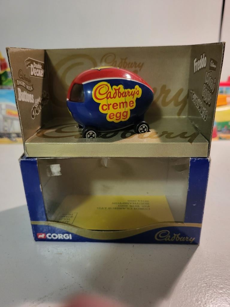 Corgi Mini Eggs Cadbury's Creme Egg 1998 in originele doos, Ophalen of Verzenden