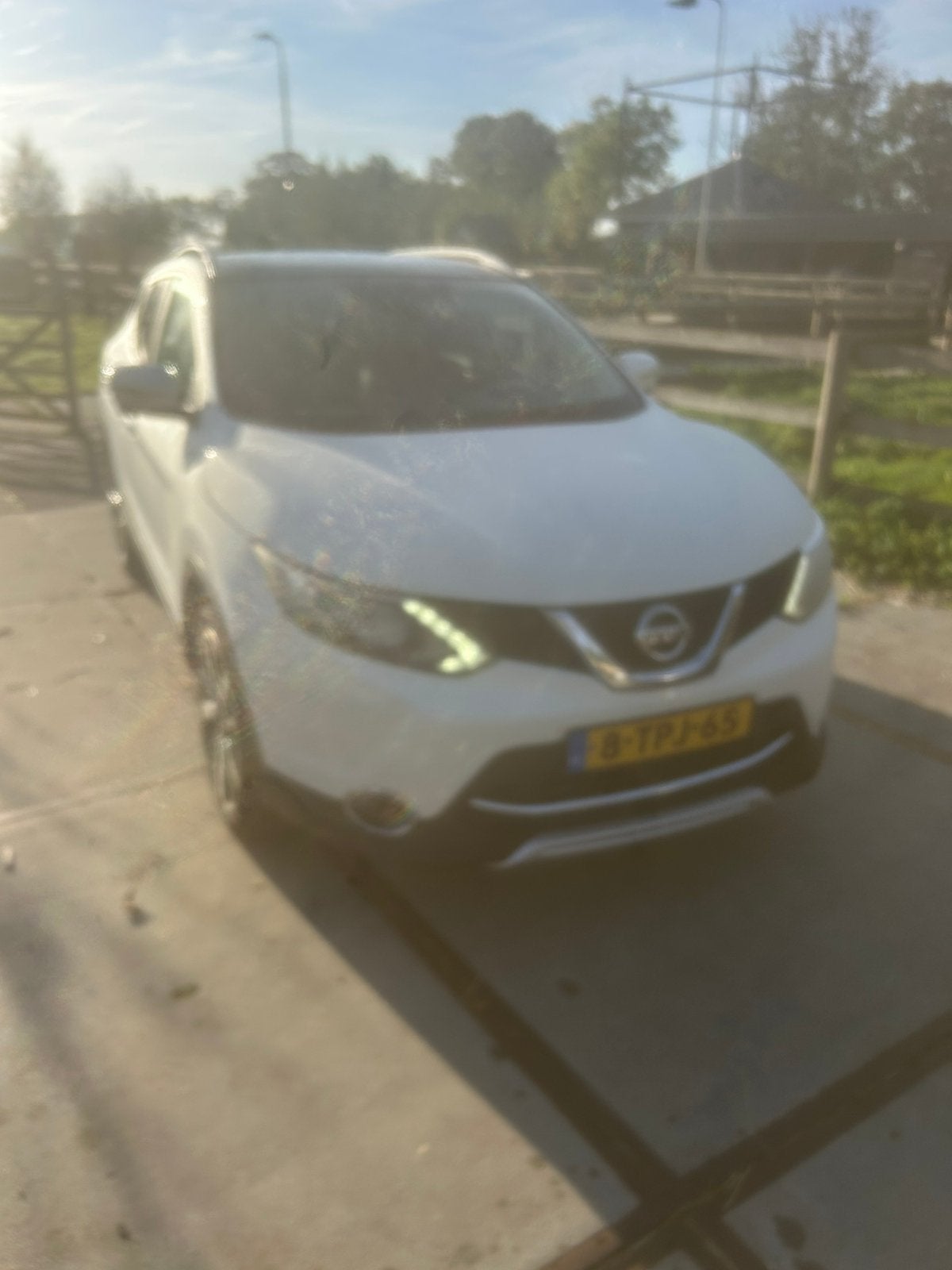 Nissan Qashqai 1.2 Dig-t 85KW 2WD 2014 Wit, Voorwielaandrijving, Wit, 1200 kg, Handgeschakeld