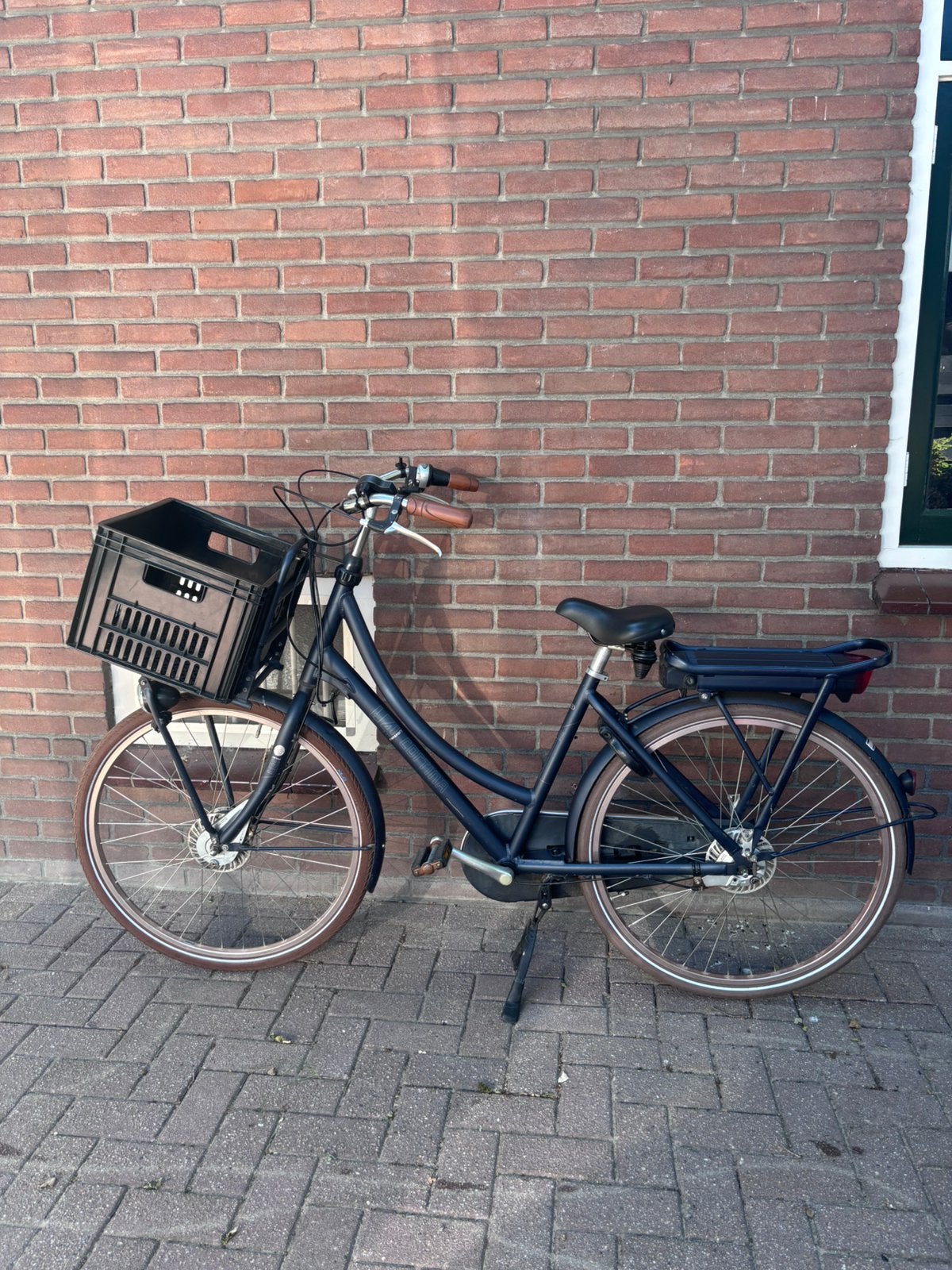 Gebruikte elektrische Cortina 28 inch, Fietsen en Brommers, Elektrische fietsen, Ophalen, Zo goed als nieuw, Minder dan 30 km per accu