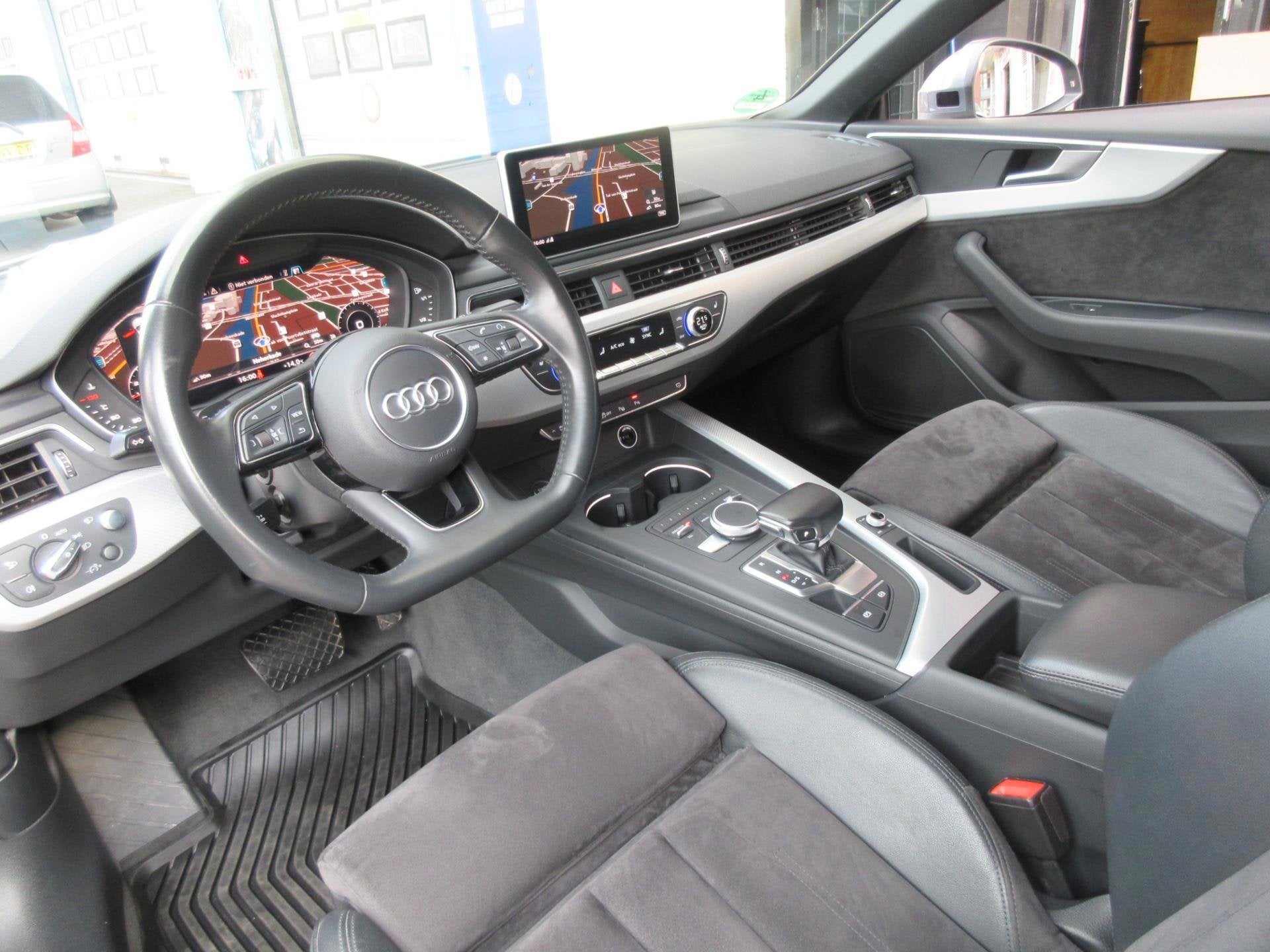 Audi A5 Coupé 2.0 TFSI 185kW/252Pk Leer Virtual Camera 19, Auto's, Audi, Gebruikt, Euro 6, 4 cilinders, Bedrijf