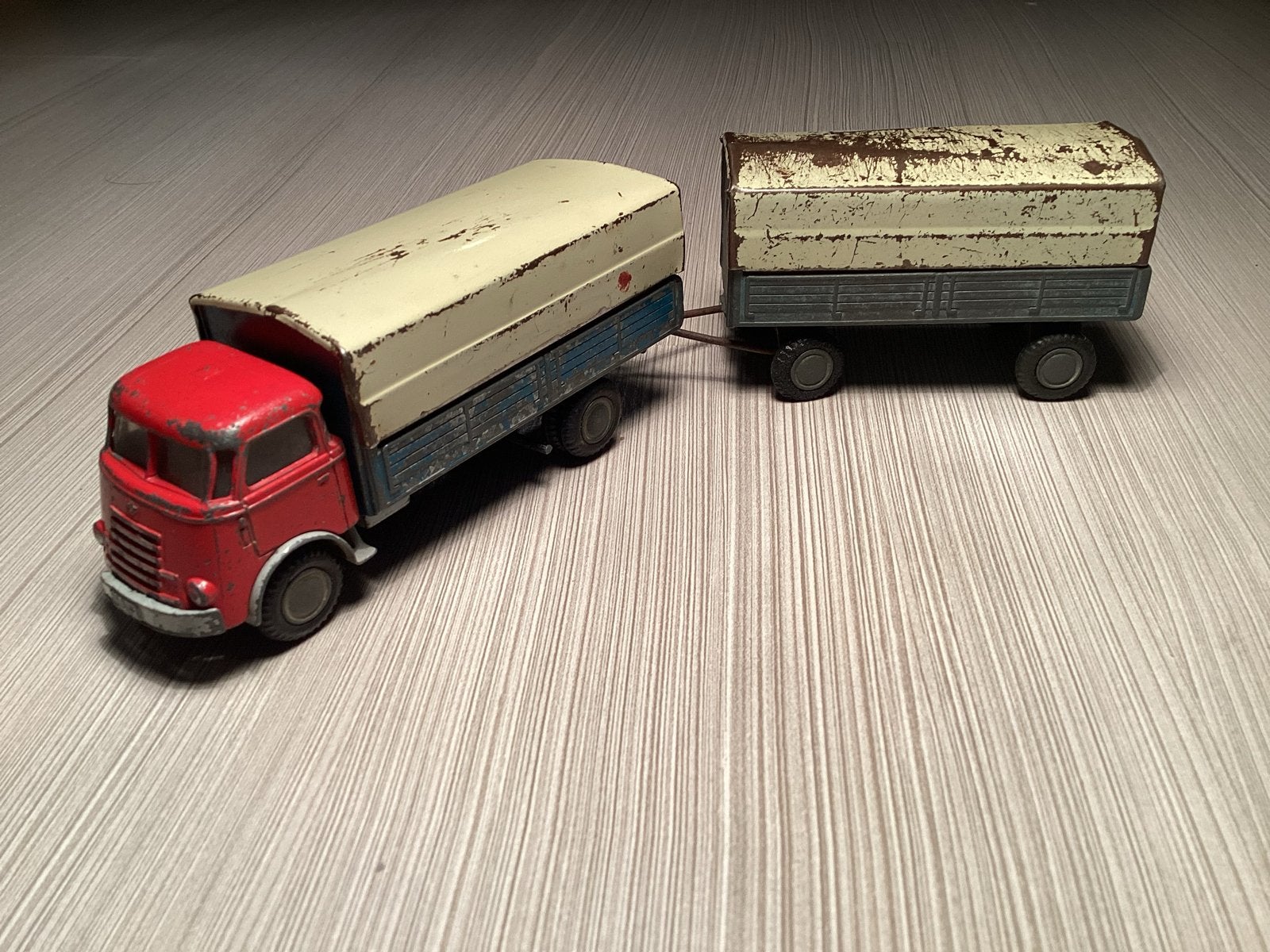 DAF A50 Lion Car met aanhanger en blikken huiven, Ophalen of Verzenden, Gebruikt, Bus of Vrachtwagen