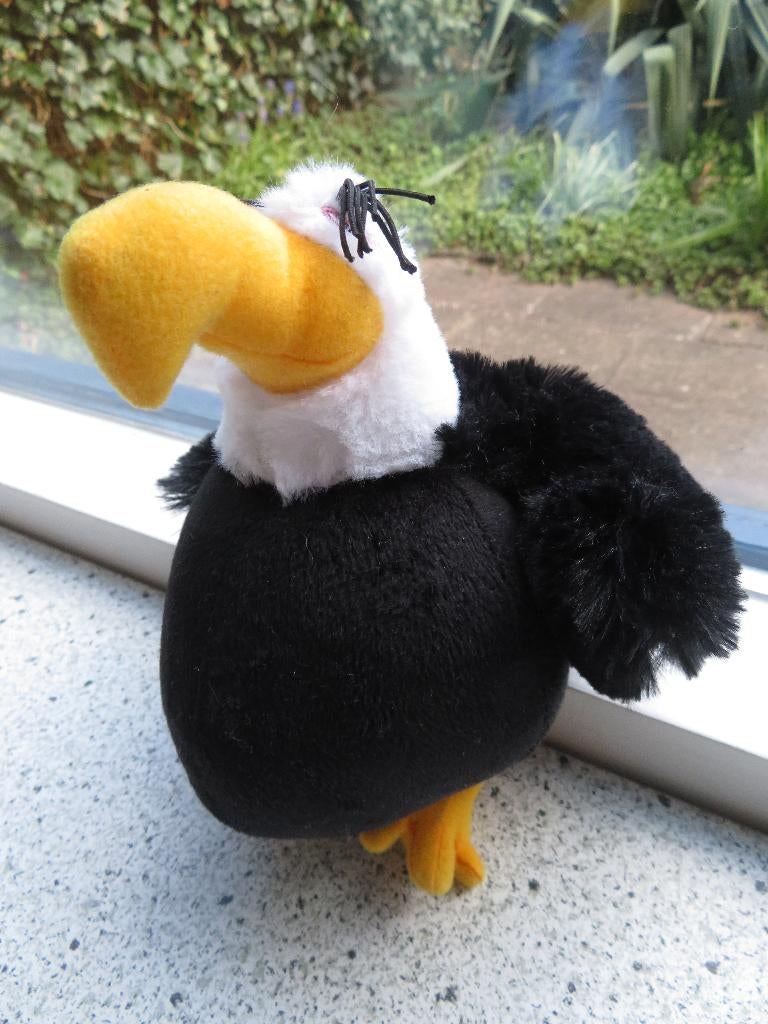 Sleutelhanger Angry Birds Eagle knuffel ca 14 cm, Overige typen, Zwart, Ophalen of Verzenden, Zo goed als nieuw