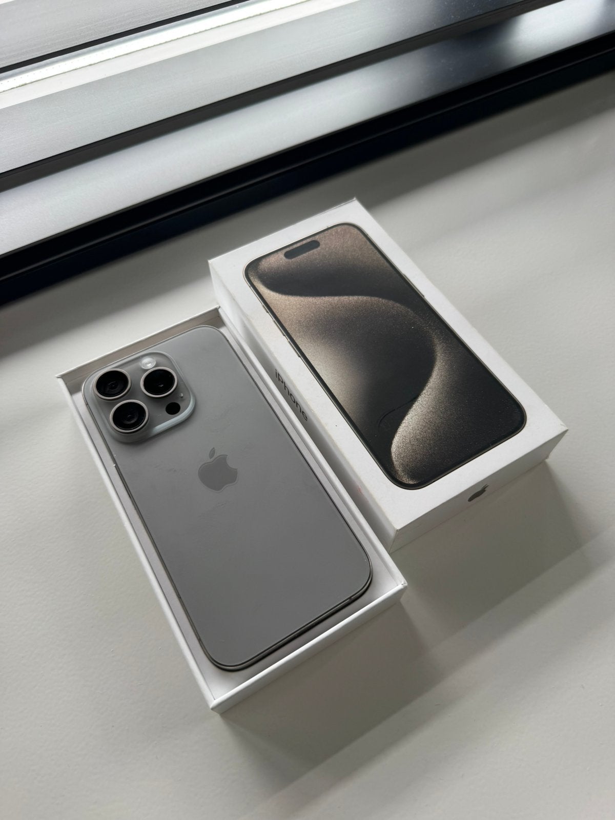 Iphone 15 pro | 89% batterij! | 256gb! | GARANTIE!, Zwart, Zo goed als nieuw, IPhone 15 Pro, Ophalen