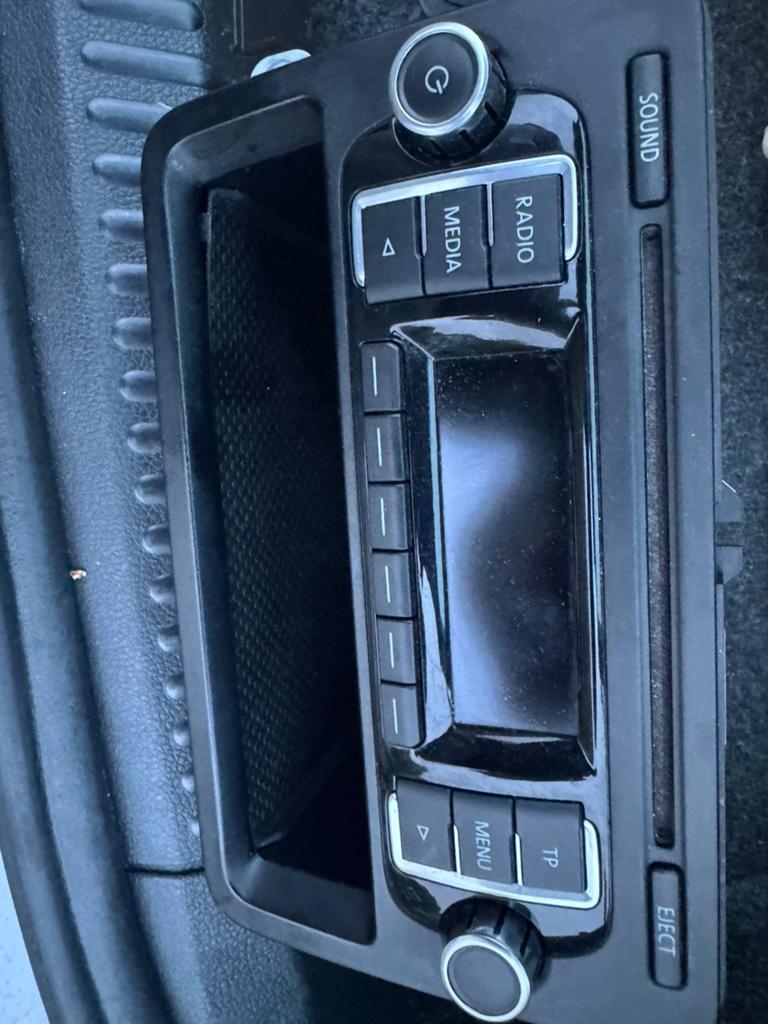 Vw polo 2011 orginele radio, Ophalen of Verzenden, Zo goed als nieuw