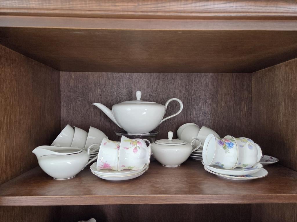 Vintage theeservies en Engelse kop en schotels, Ophalen, Gebruikt, Overige stijlen, Kop(pen) en/of Schotel(s)