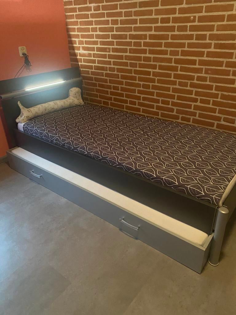 1 persoonsbed met verlichting en onderla, Ophalen, Zo goed als nieuw, Eenpersoons, 90 cm