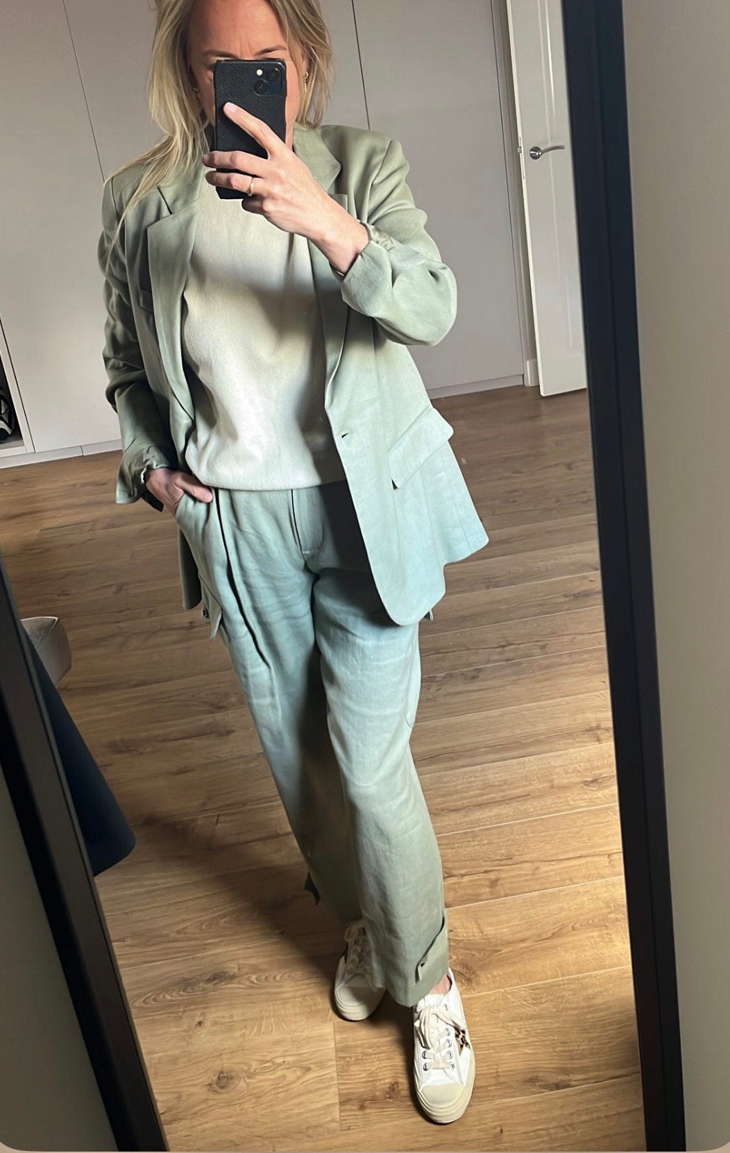 Nine in the morning blazer en broek khaki, Kostuum of Pak, Ophalen of Verzenden, Zo goed als nieuw, Maat 36 (S)