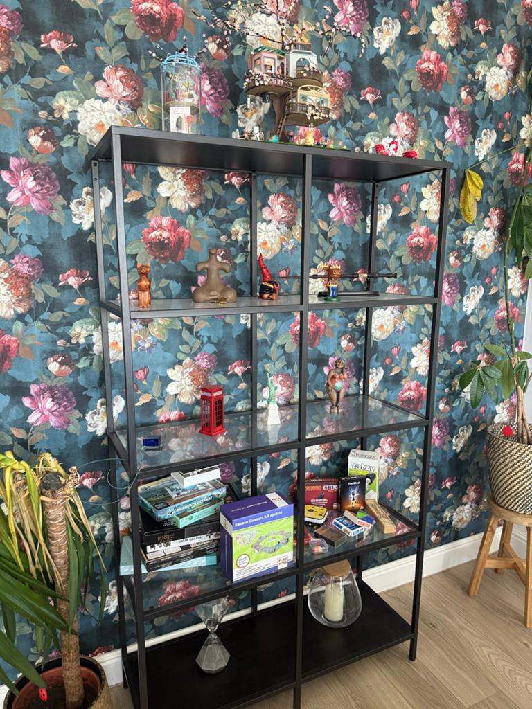 IKEA VITTSJÖ Stellingkast zwart met glas 100x175 cm, Ophalen, Zo goed als nieuw
