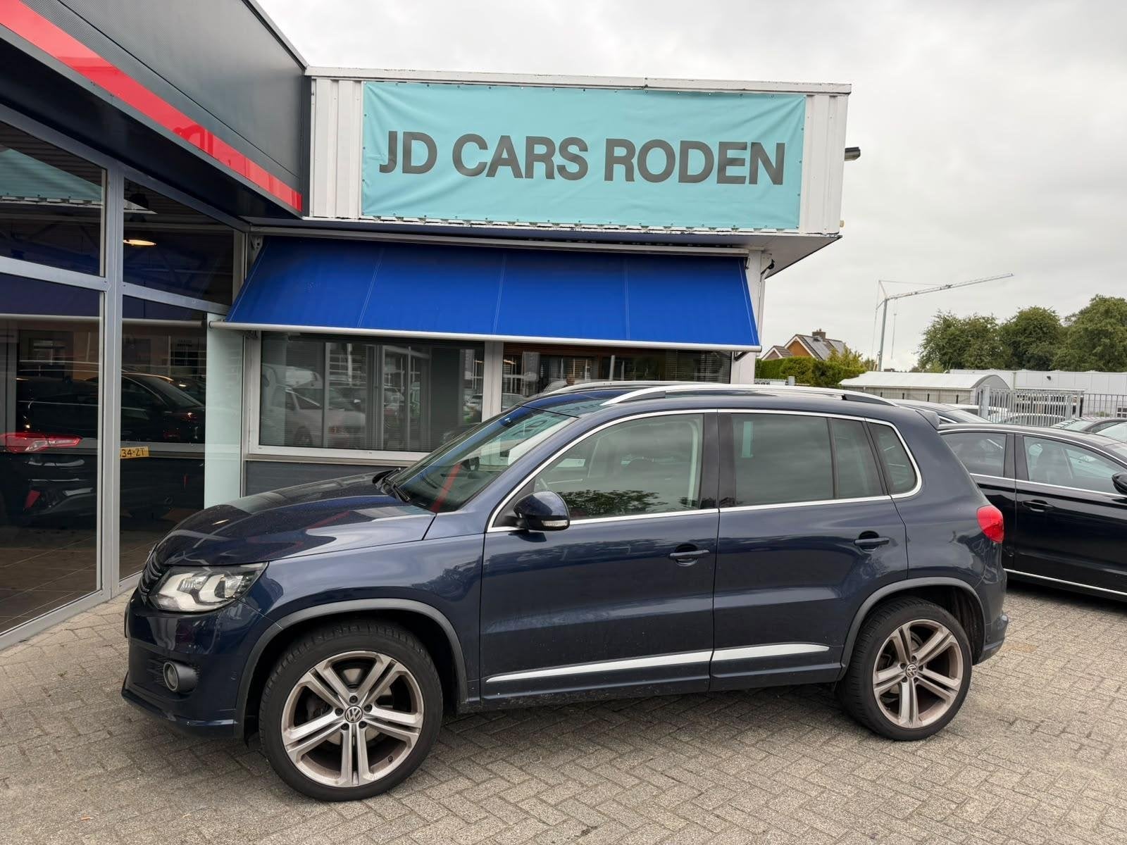Volkswagen Tiguan 2.0 TDI R-Line! Automaat! Luxe! Goed!, Auto's, Automaat, Euro 5, Gebruikt, 1578 kg
