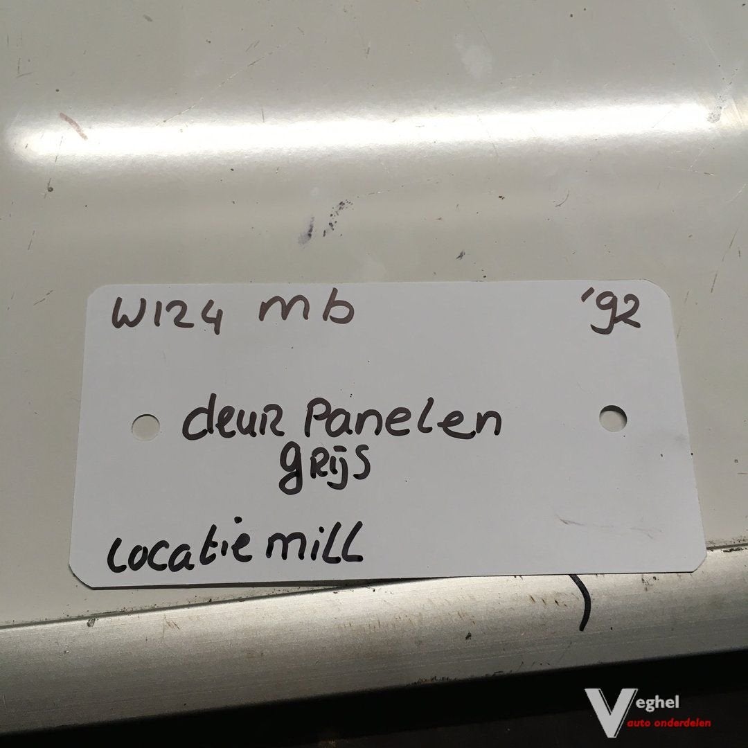 Mercedes W124 1992 sedan Deurpanelen, Gebruikt, -, -, Ophalen of Verzenden