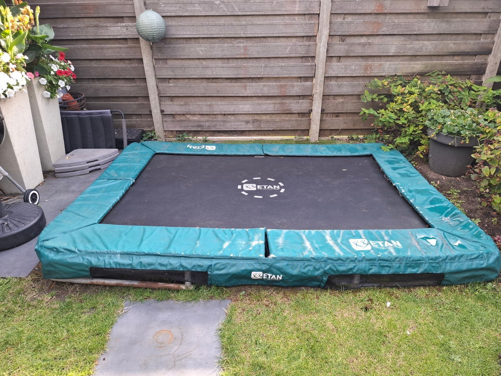 Etan Hi-Flyer inground trampoline, Ophalen, Gebruikt