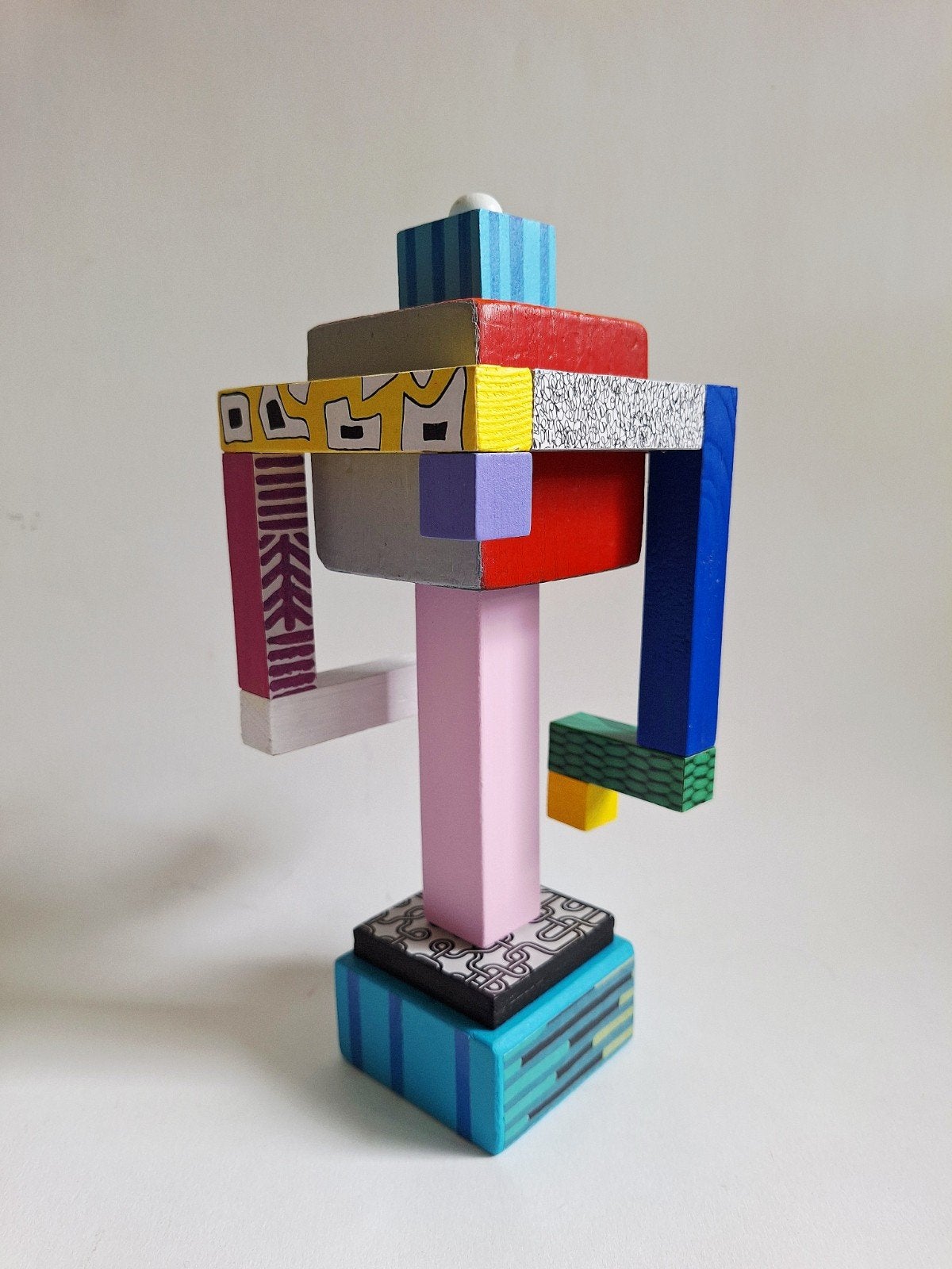 Sculptuur 'Troetelrob', Overige onderwerpen, Beschilderd, Ophalen of Verzenden, 20 - 50 cm