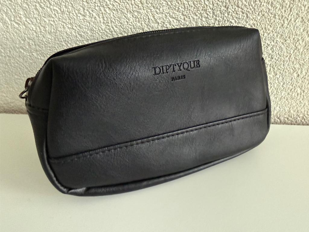 Diptyque (Paris) toilettasje / foedraal / pouch, Ophalen of Verzenden, Zo goed als nieuw, Zwart, Dame