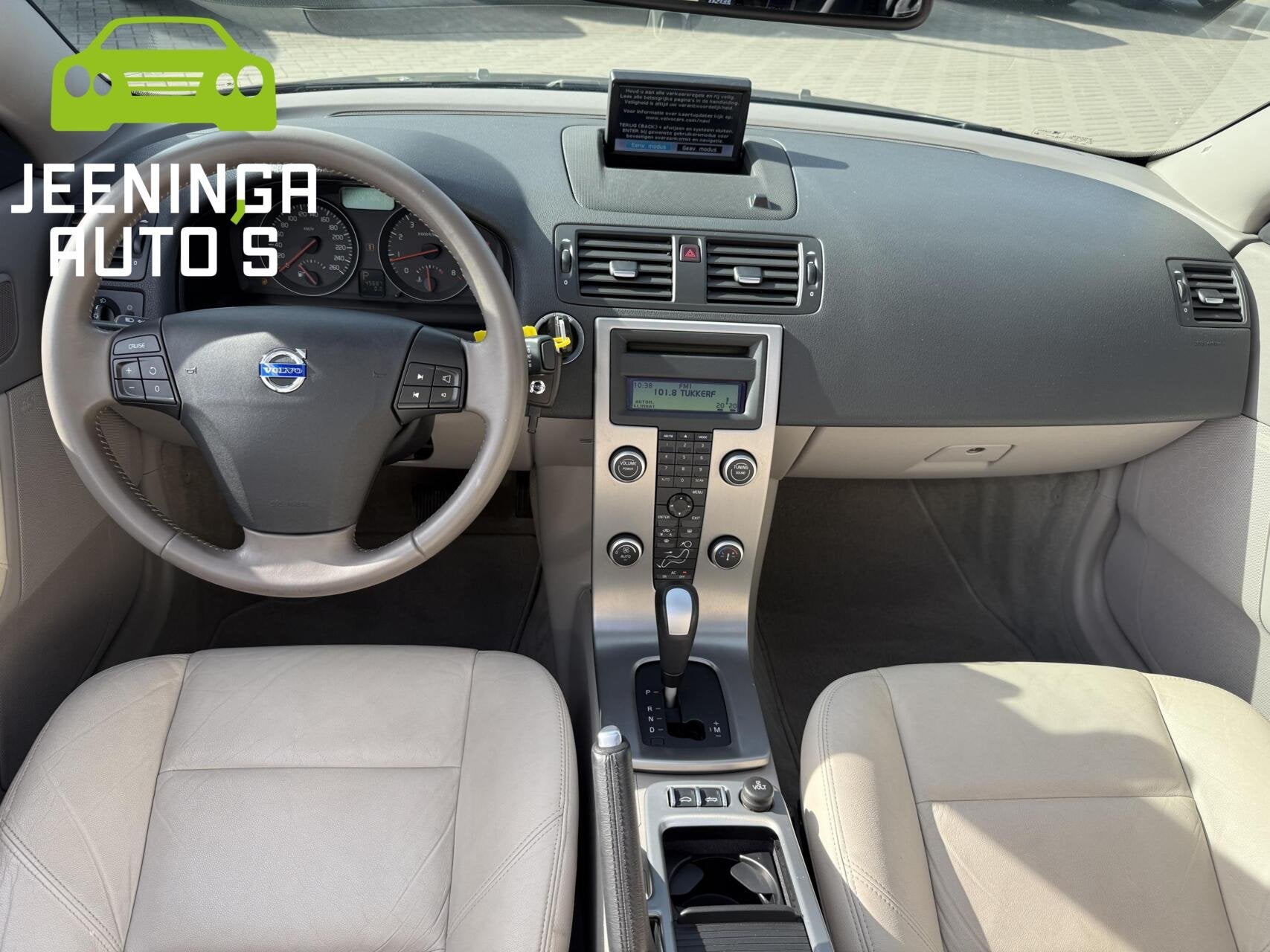 Volvo C70 Convertible 2.4 Summum|Leer|Stoelverwarming|17"|Me, Auto's, C70, Gebruikt, Beige, Cabriolet