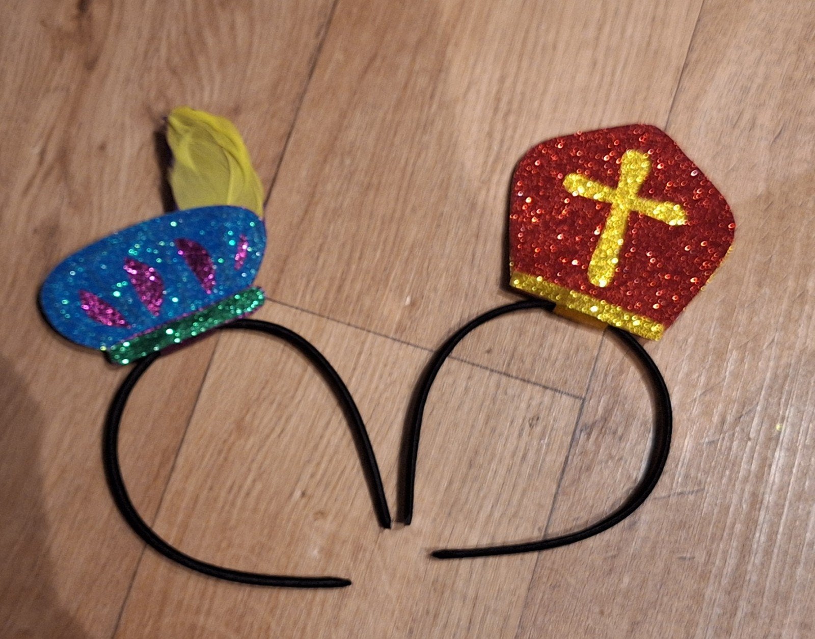 glitter diadeen van mijter en baret/ pieten muts, Ophalen of Verzenden, Nieuw