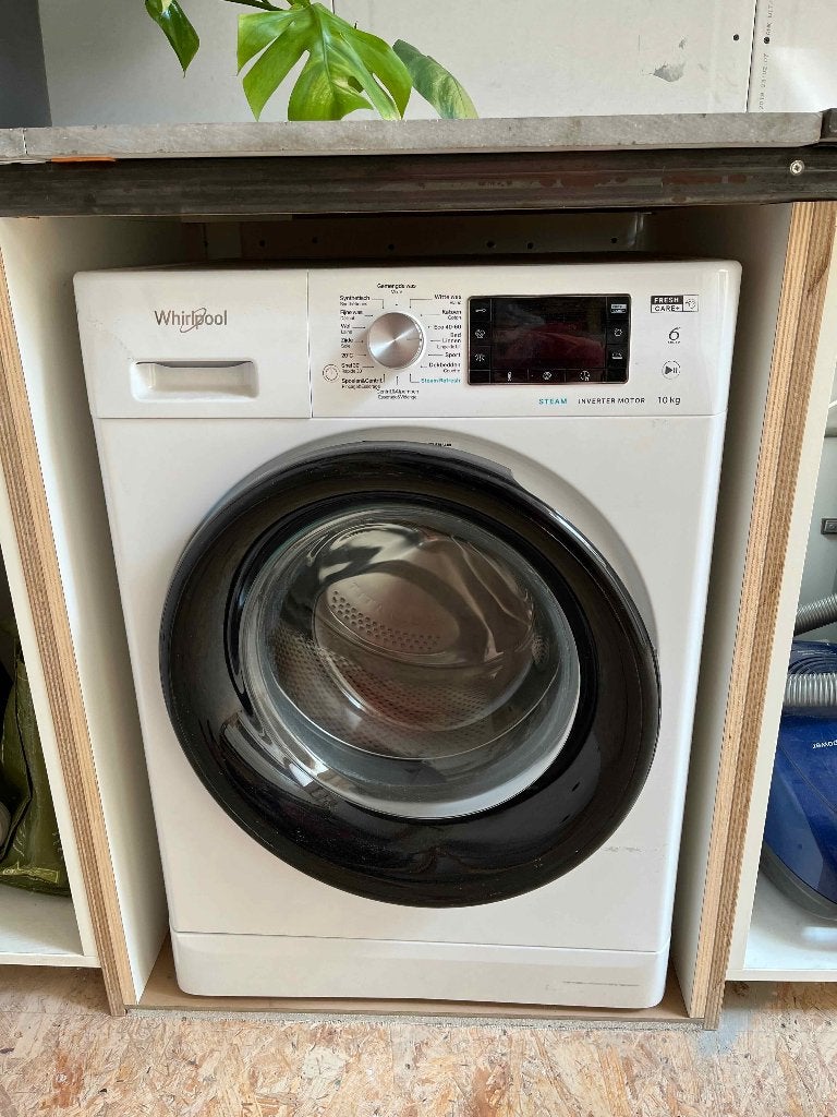 Whirlpool wasmachine FFD 10469E BV BE in nieuwstaat, Ophalen, Zo goed als nieuw, 85 tot 90 cm, 1200 tot 1600 toeren