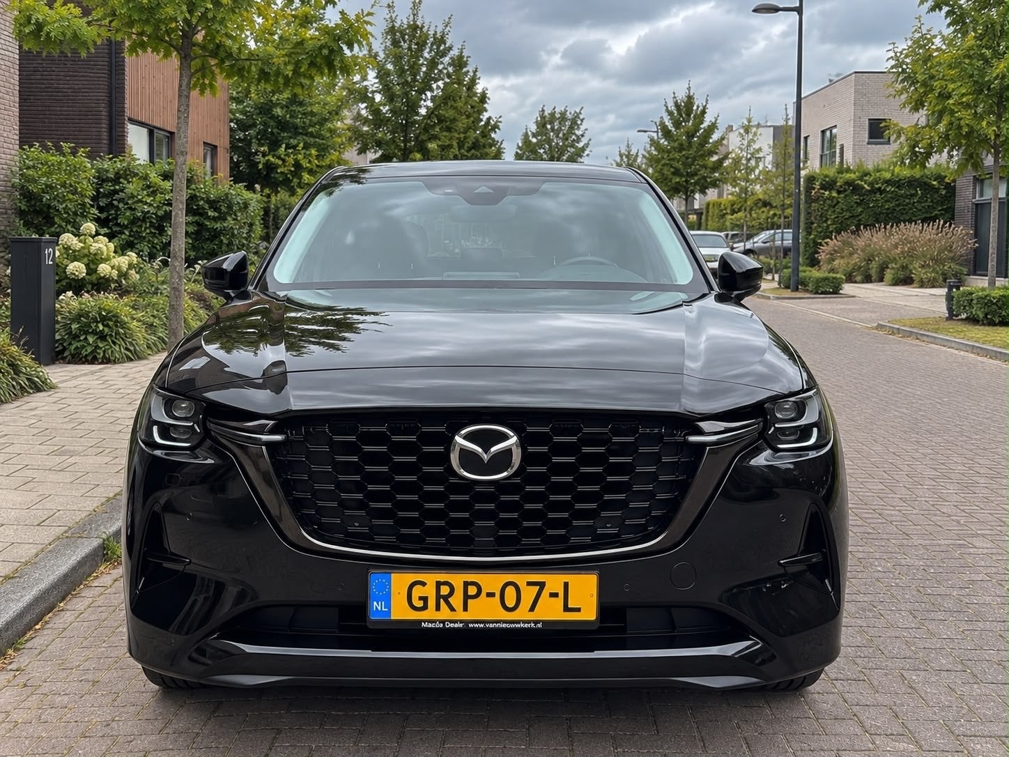 Mazda CX-60 PHEV AWD Black Edition | Panorama, Auto's, CX-60, Te koop, Hybride Elektrisch/Benzine, Particulier