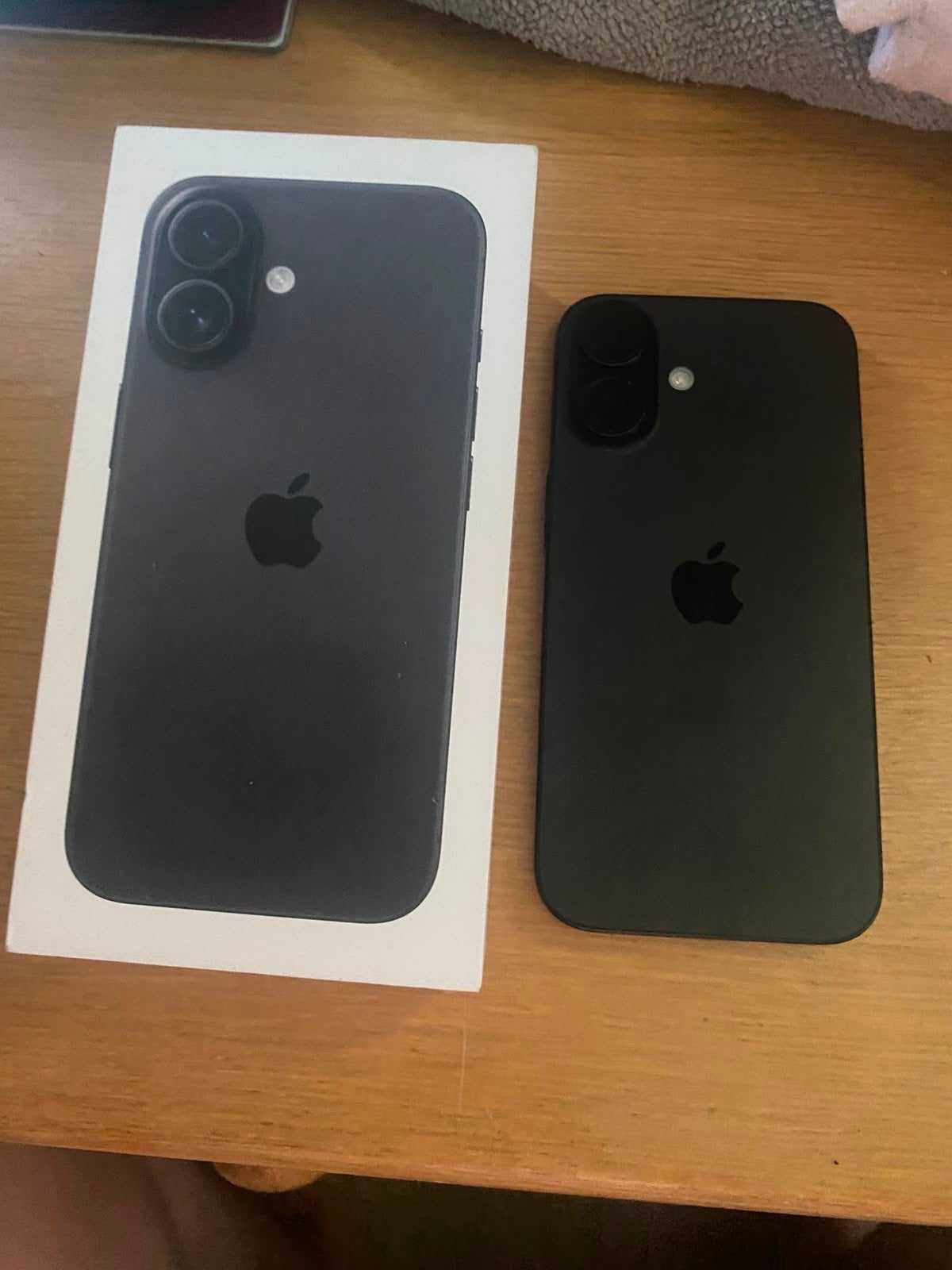 Apple iPhone 16 128GB Zwart - gloednieuw, 128 GB, IPhone 12 Mini, Zwart, Ophalen of Verzenden