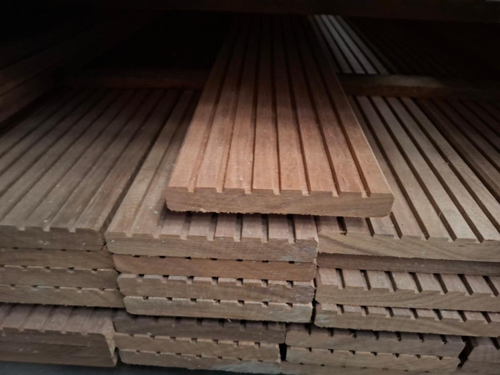 Partij 25 st hardhout vlonderplanken 300 cm bezorgen mogelij, Tuin en Terras, Ophalen, Nieuw, A, Hout
