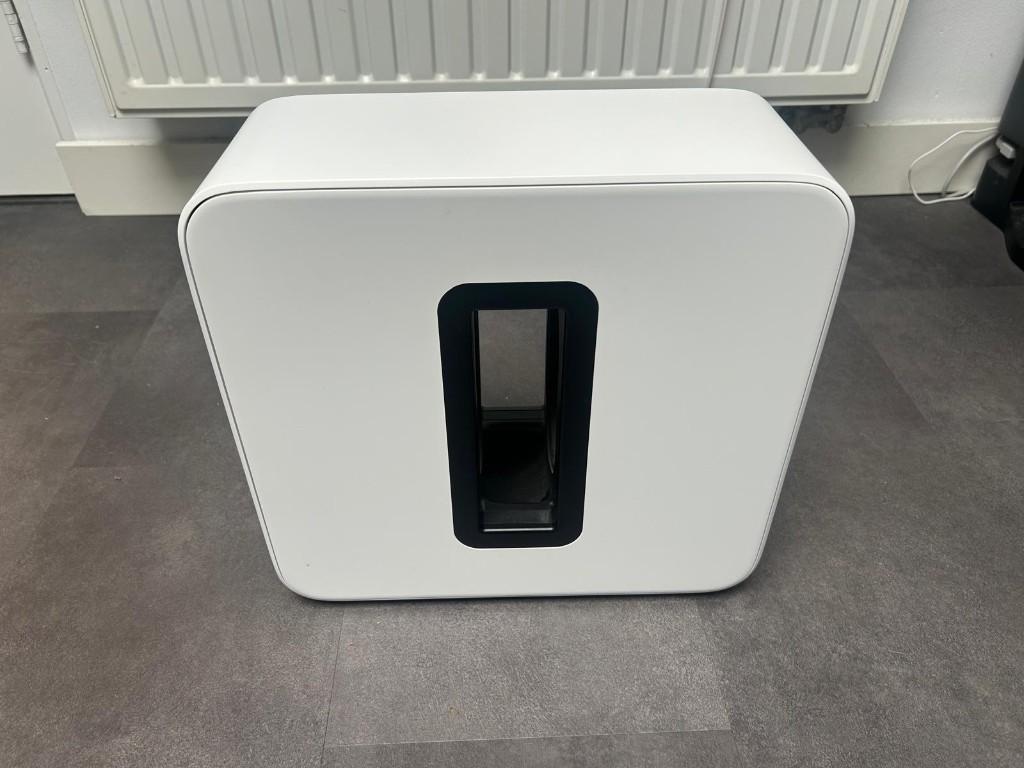 Witte Sonos Sub 4 Draadloze subwoofer, Subwoofer, Ophalen of Verzenden, Zo goed als nieuw, Sonos