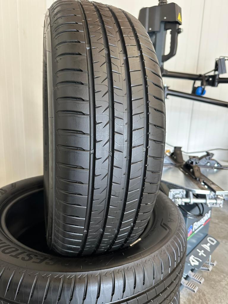 4 Stuks Bridgestone 225 55 19 Zomerbanden Inclusief Montage, 19 inch, Alenza 001, Nieuw, Ophalen of Verzenden