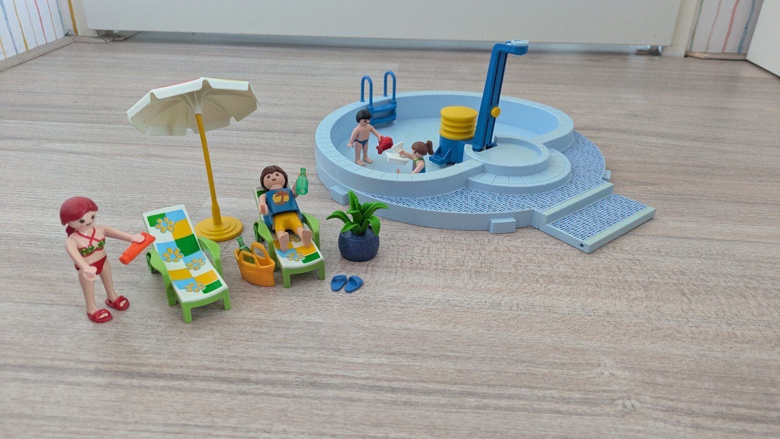 Playmobil Zwembad met douche 5964, Ophalen of Verzenden, Gebruikt, Complete set