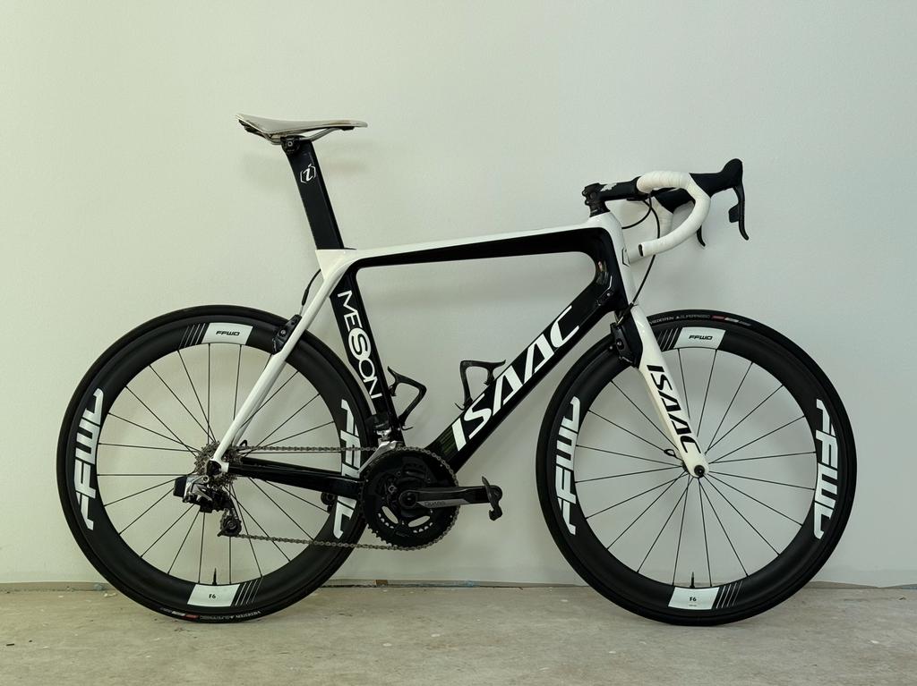 Isaac Meson 2018 - mt 58 (voor 185-190cm), Fietsen en Brommers, Fietsen | Racefietsen, 28 inch, Gebruikt, Carbon, 57 tot 61 cm