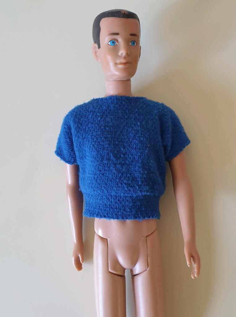 (Barbie) KEN shirt, Ophalen of Verzenden, Kleertjes