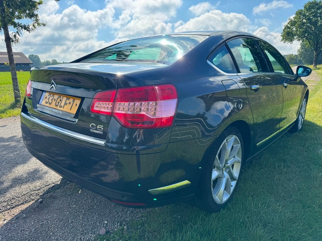 Citroen C5 2.0 16V Exclusive 1ste eigenaar, Auto's, Citroën, Gebruikt, Zwart, 4 cilinders, Bedrijf