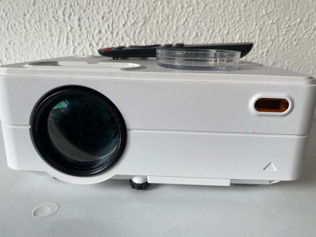 Artlii enjoy 2 beamer met Afstandsbediening en kabels, Ophalen of Verzenden, Zo goed als nieuw, LED, HD (720)