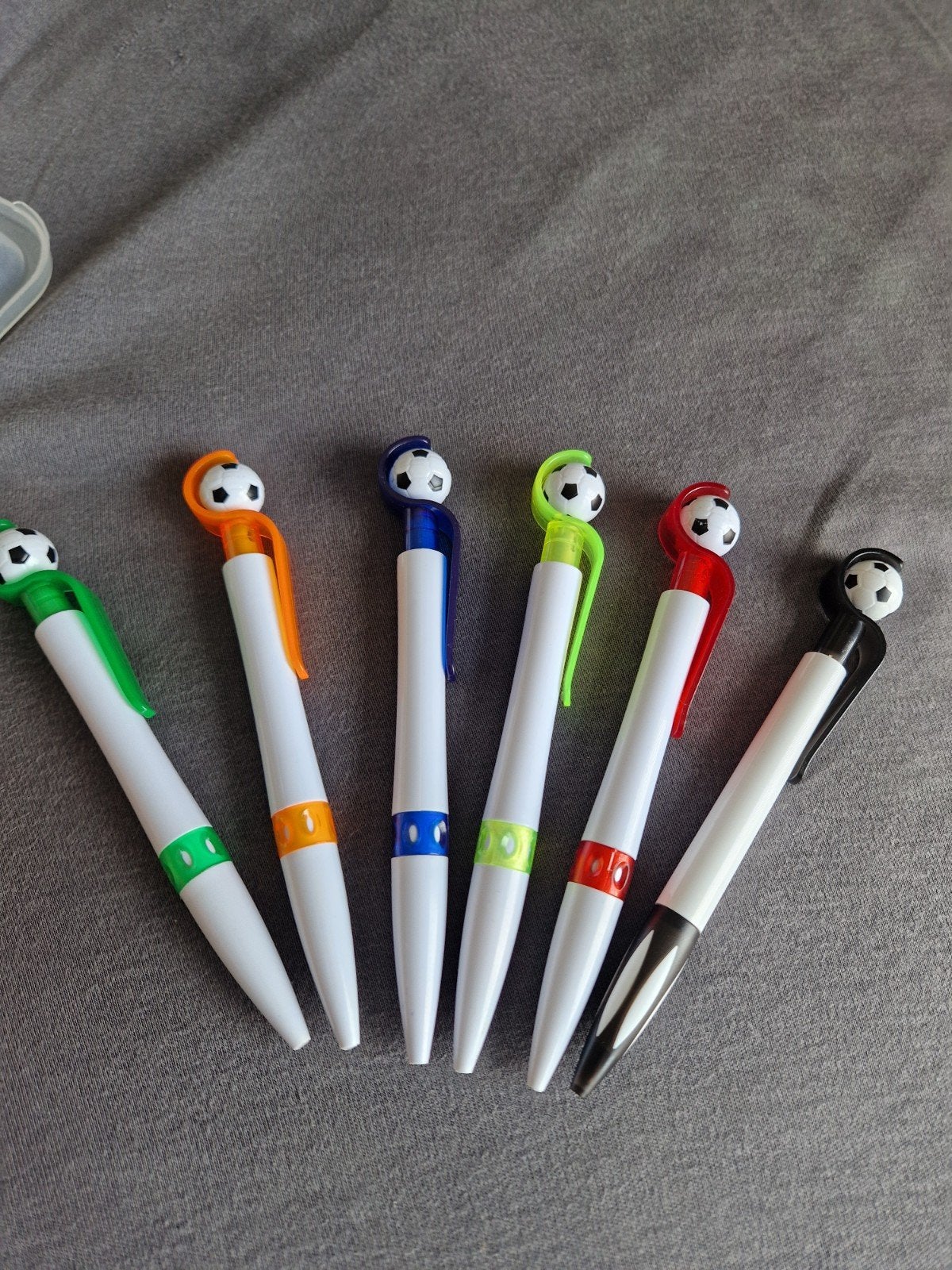 Voetbalpen -  balpen met roterende balletje, Verzamelen, Ophalen of Verzenden, Gebruikt, Pennenset, Overige merken