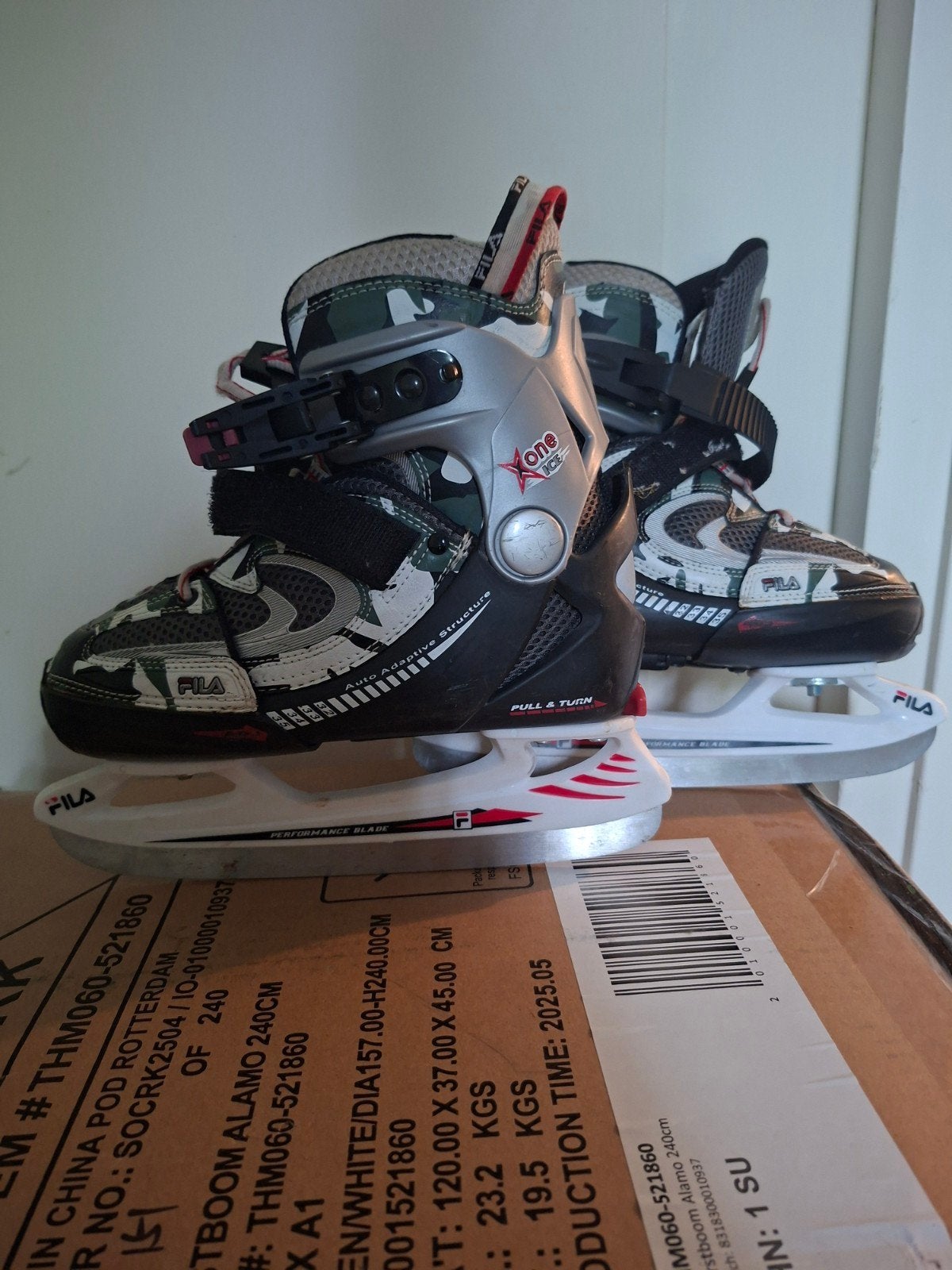 Fila Schaatsen Verstelbaar Maat 32-35, Ophalen, Gebruikt, Overige merken