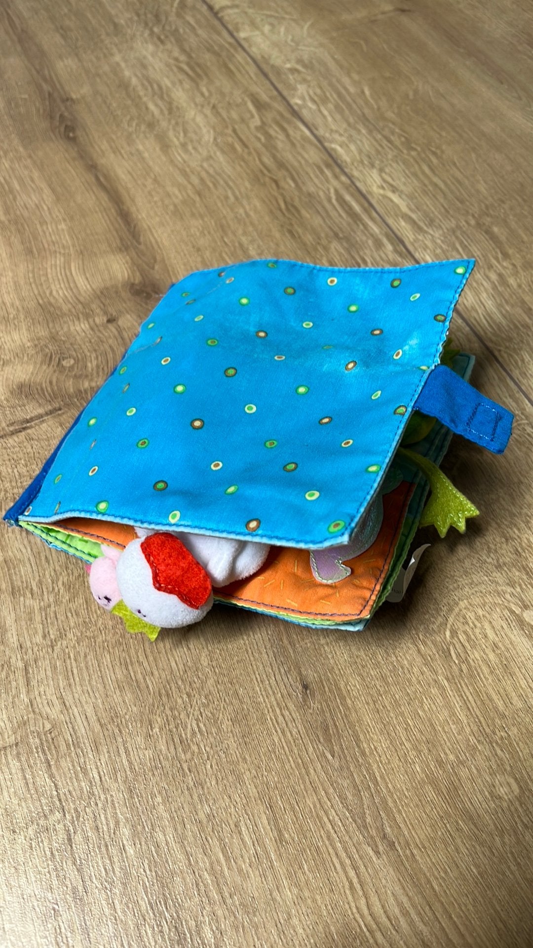 Leuk voelboekje babys, Ophalen of Verzenden, Zo goed als nieuw, Overige typen