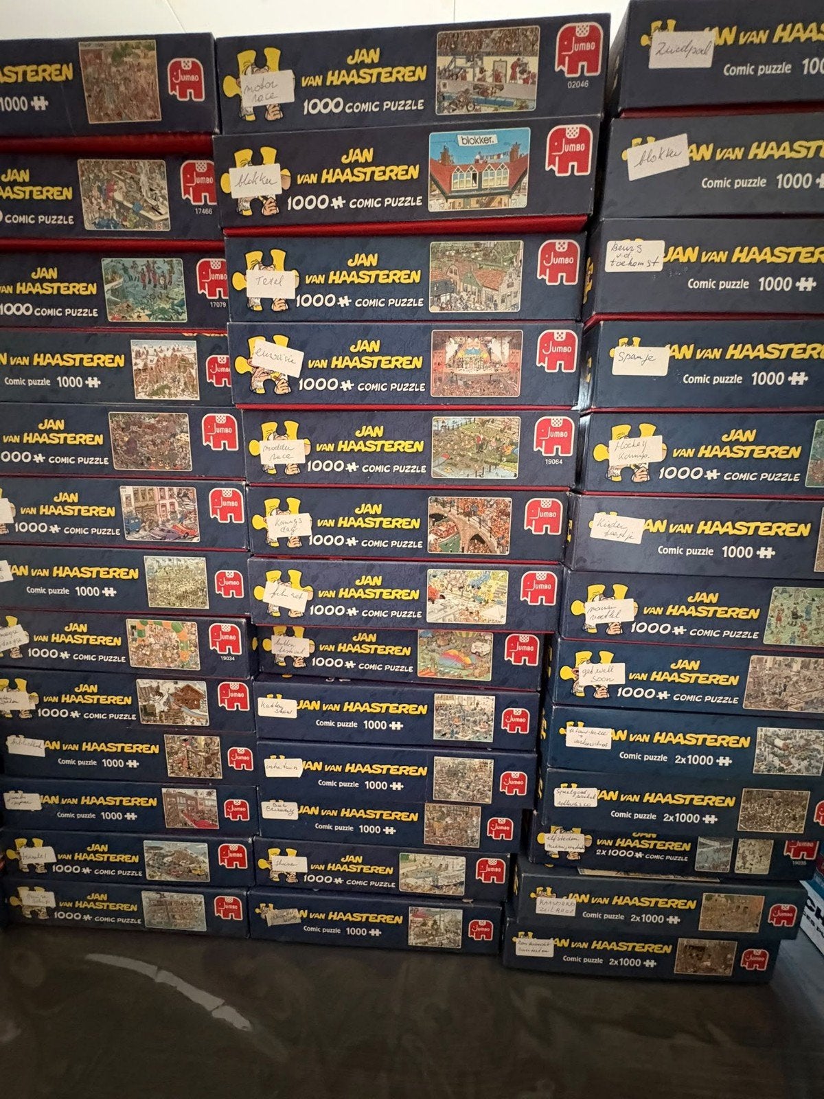 Foto 4 van Grote collectie Jan van Haasteren puzzels (1000 stukjes)