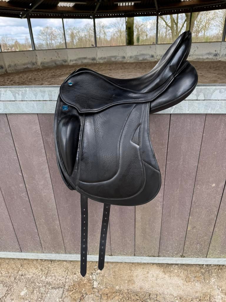 Stubben Centurion Dressuurzadel – 17,5 inch – 2023, Ophalen of Verzenden, Zo goed als nieuw, Dressuur