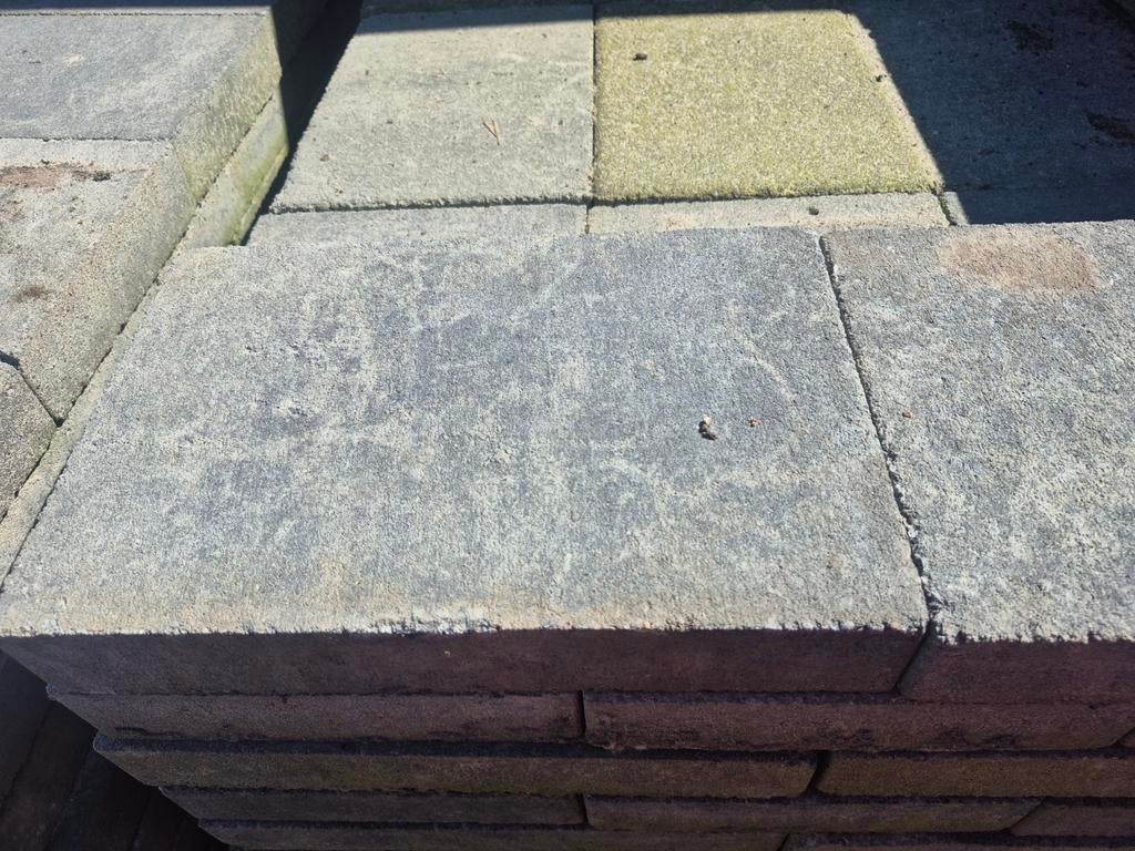100 vierkante meter terrastegels met opsluitbanden, Gebruikt, Ophalen of Verzenden, 10 m² of meer, Beton