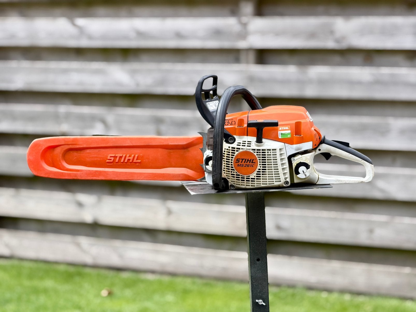 Stihl MS261C-M Benzine kettingzaag, Tuin en Terras, Heggenscharen, Zo goed als nieuw, Benzine, Ophalen