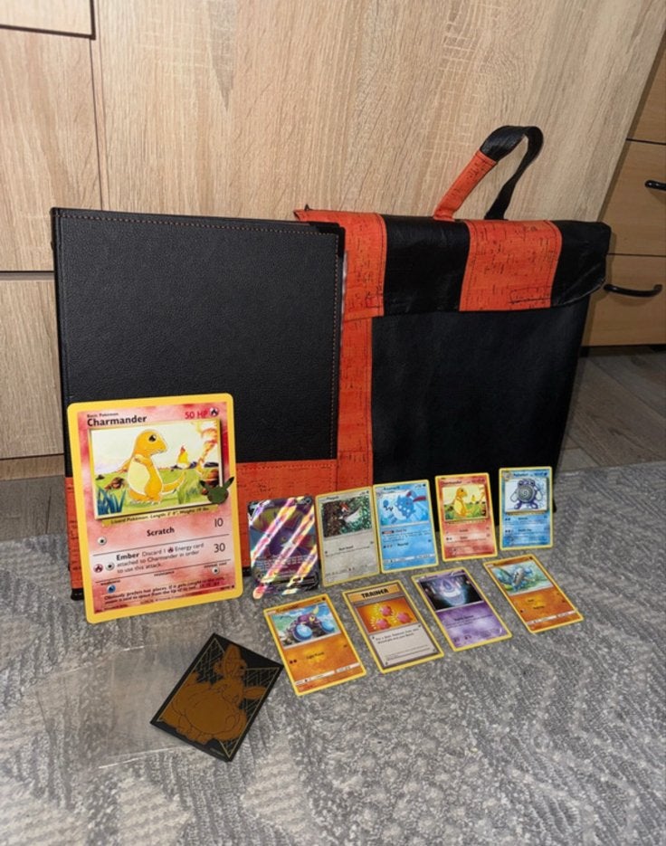 Pokemon kaarten en map, Verzenden, Gebruikt, Meerdere kaarten
