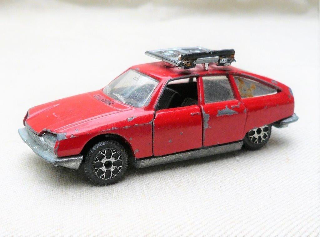 Polistil Italy E30 Citroën GS (rood) met imperiaal 1/43., Hobby en Vrije tijd, Ophalen of Verzenden, Gebruikt, Auto, Overige merken