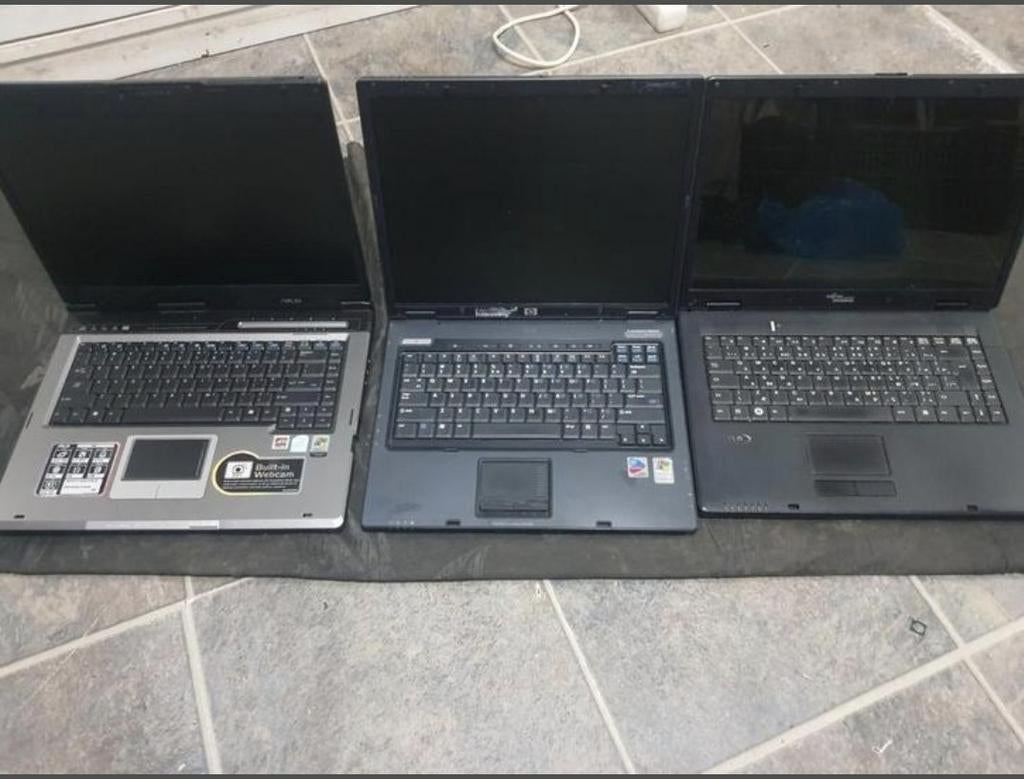 Partij oude laptop 9x alles voor €130,-, Computers en Software, Windows Laptops, Ophalen