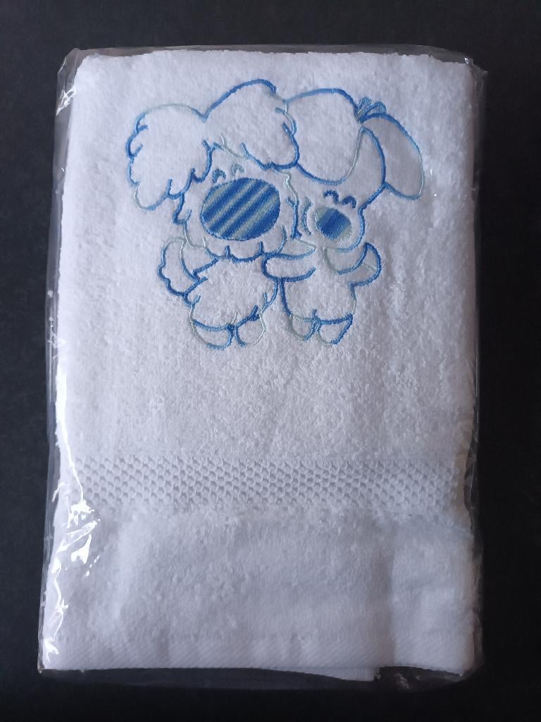 Nieuw witte geborduurde handdoek Woezel & Pip blauw gemeleer, Kinderen en Baby's, Kraamcadeaus en Geboorteborden, Nieuw, Kraamcadeau
