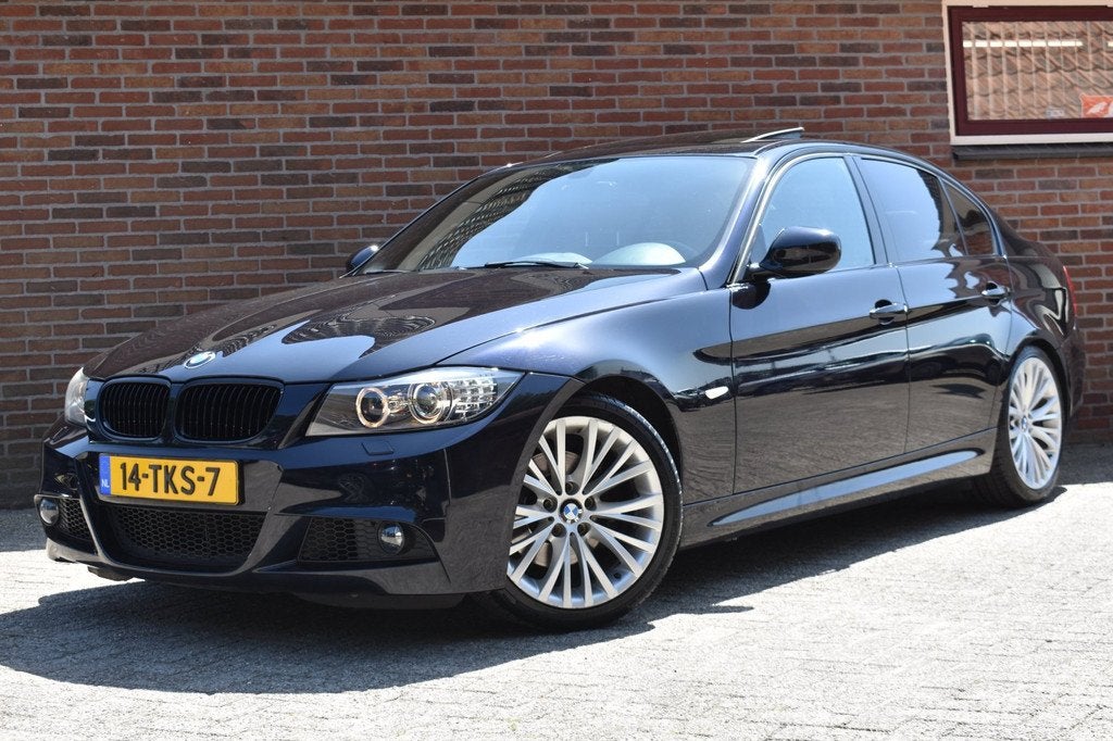 BMW 3-serie 325i M-sport '12 schuifdak org. Nederlands gelev, Automaat, Gebruikt, 1435 kg, 1600 kg