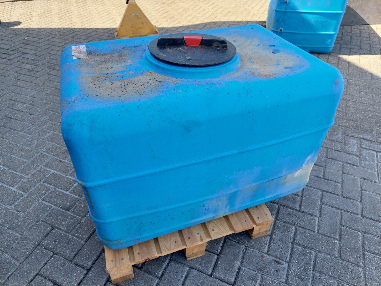 Blauwe kunststof watertank 500 liter 2 stuks, Ophalen