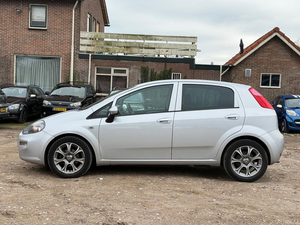 Fiat Punto Evo 0.9 TwinAir Lounge/ ZEER ZUINIG/ LAAG KM, Voorwielaandrijving, Gebruikt, Euro 6, 100 pk