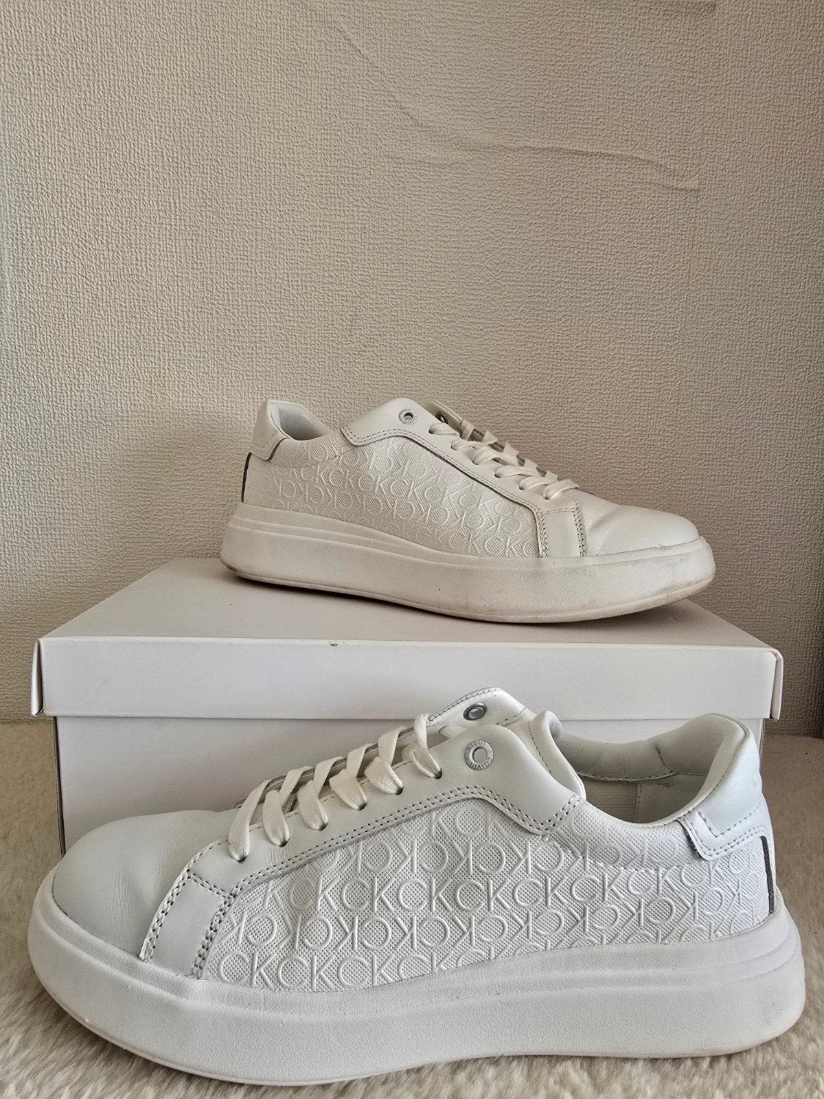 Calvin Klein Chunky Low Top Lace Up Mono Sneakers Maat 40, Ophalen of Verzenden