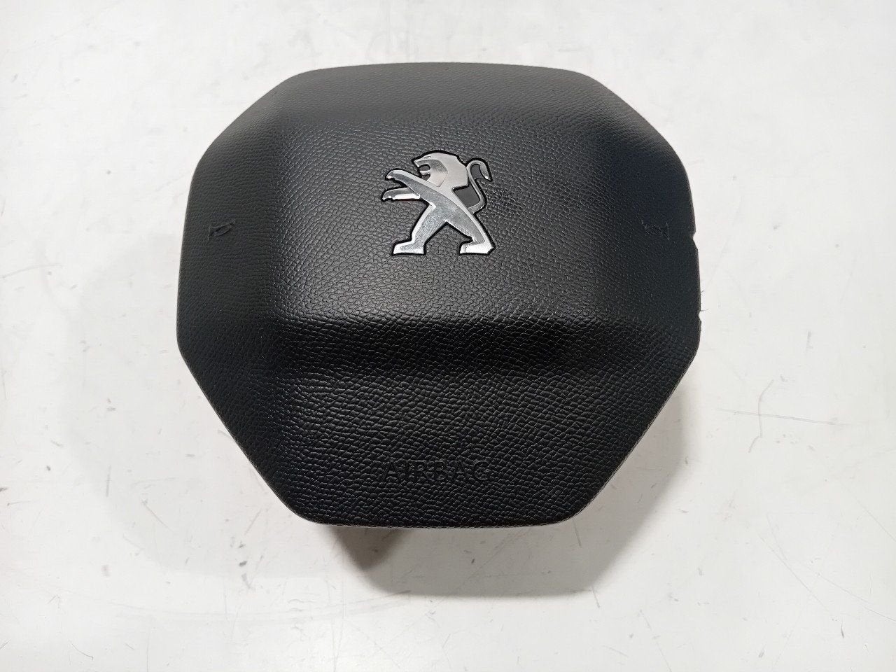 Airbag stuur Peugeot 3008, Onderdelen@venauto.nl, Van der Ven Autorecycling B.V., Gebruikt, Ettenseweg 76, 4706 PB Roosendaal, The Netherlands
