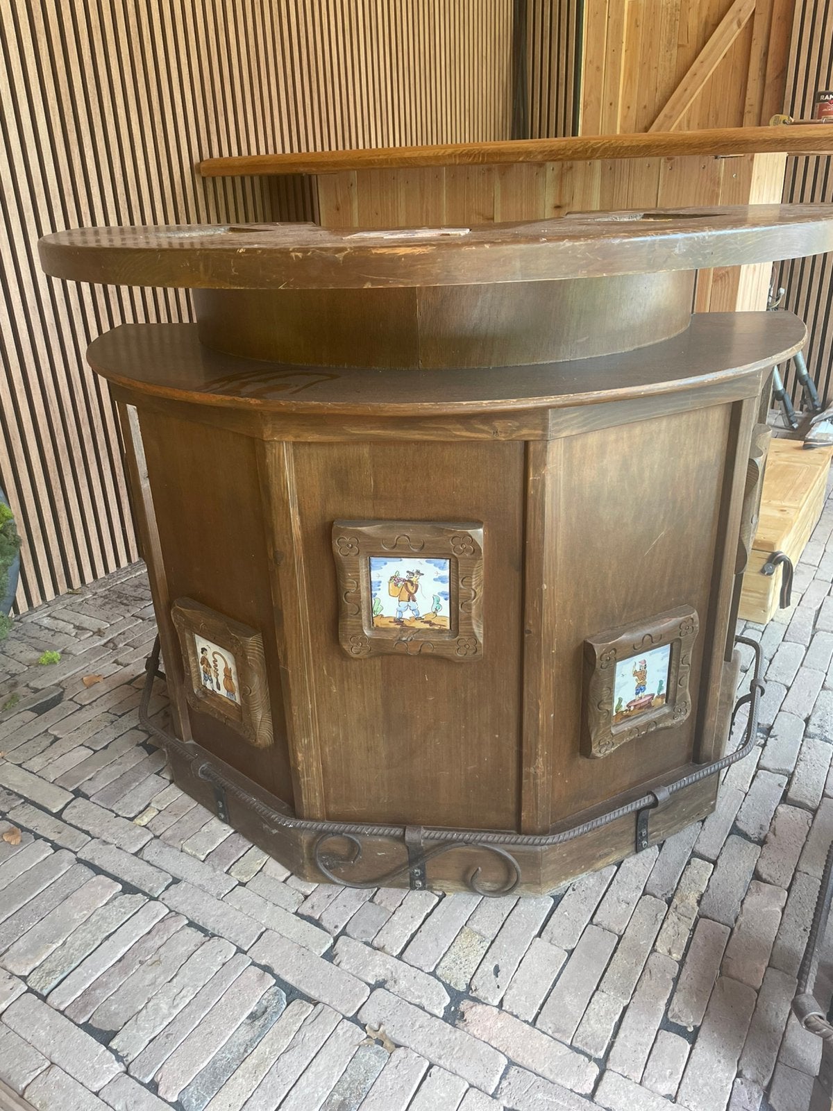 Spaanse tapas bar inclusief 4 krukken, Huis en Inrichting, Barren, Ophalen, Gebruikt, Inclusief barstoelen