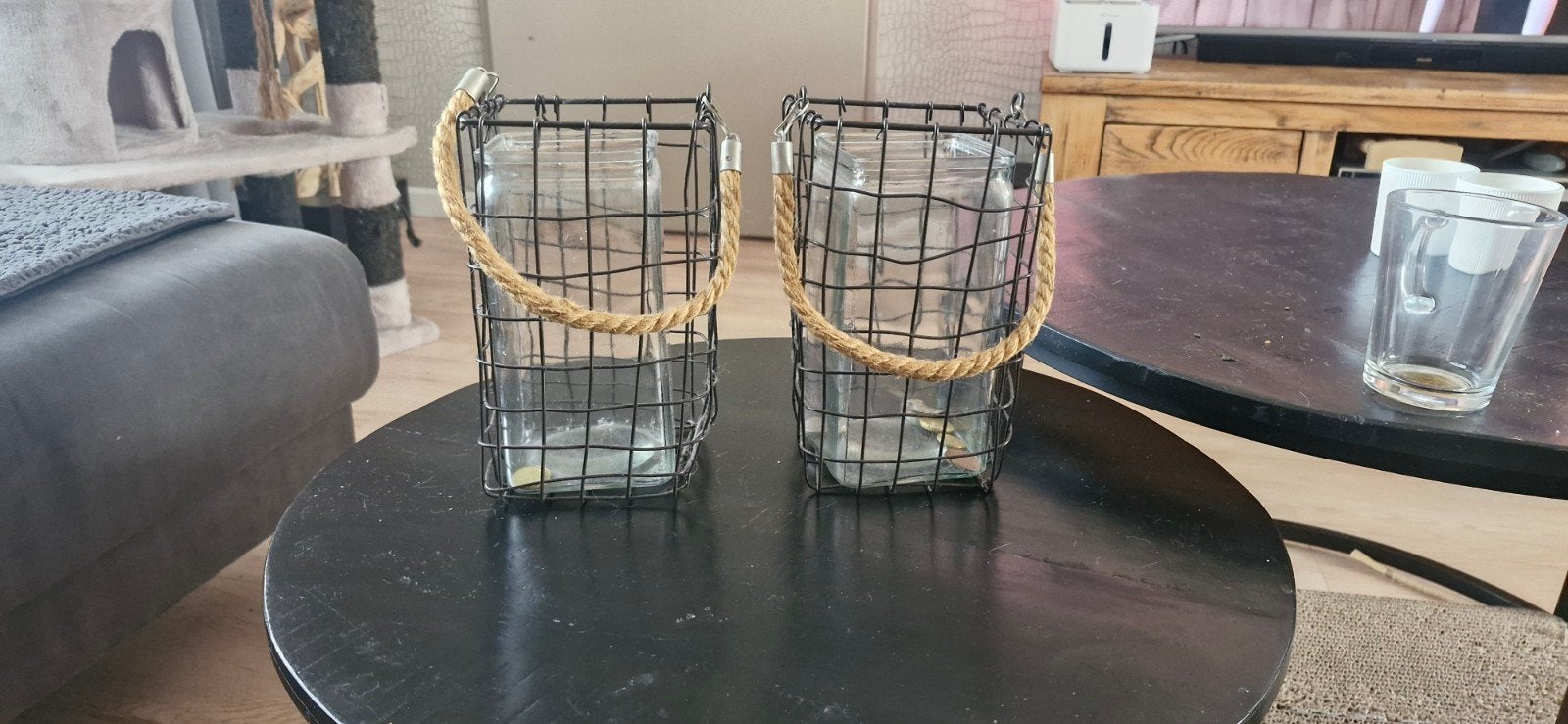Set van twee industriële windlichten in metalen mandje met t, Zwart, Ophalen of Verzenden, Zo goed als nieuw, Glas