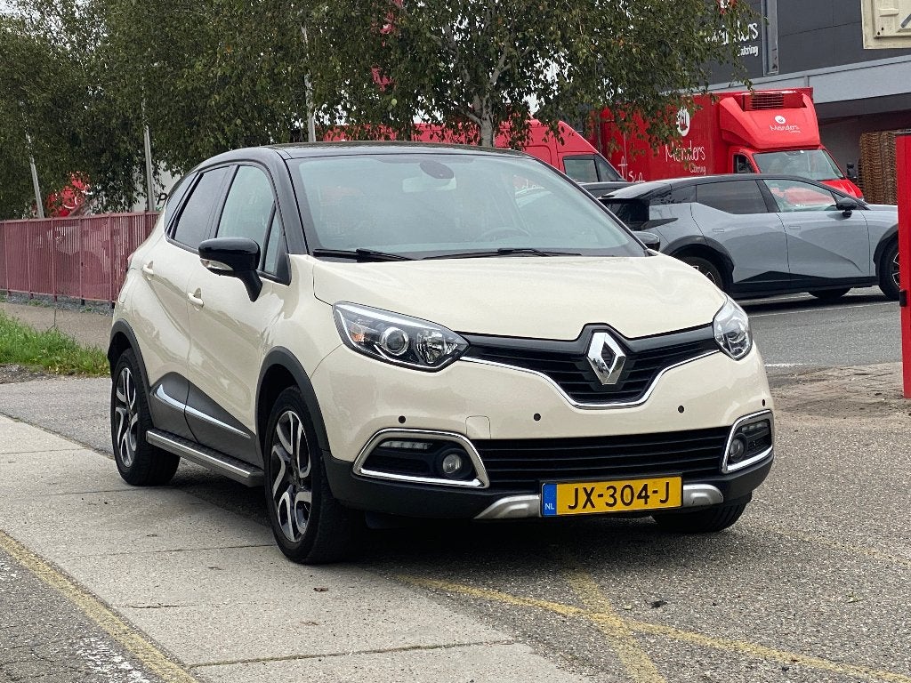 Renault Captur 1.2 TCE Automaat  2016 Wit 97278 Km Nap, Auto's, Dealer onderhouden, 625 kg, 4 cilinders, Wit